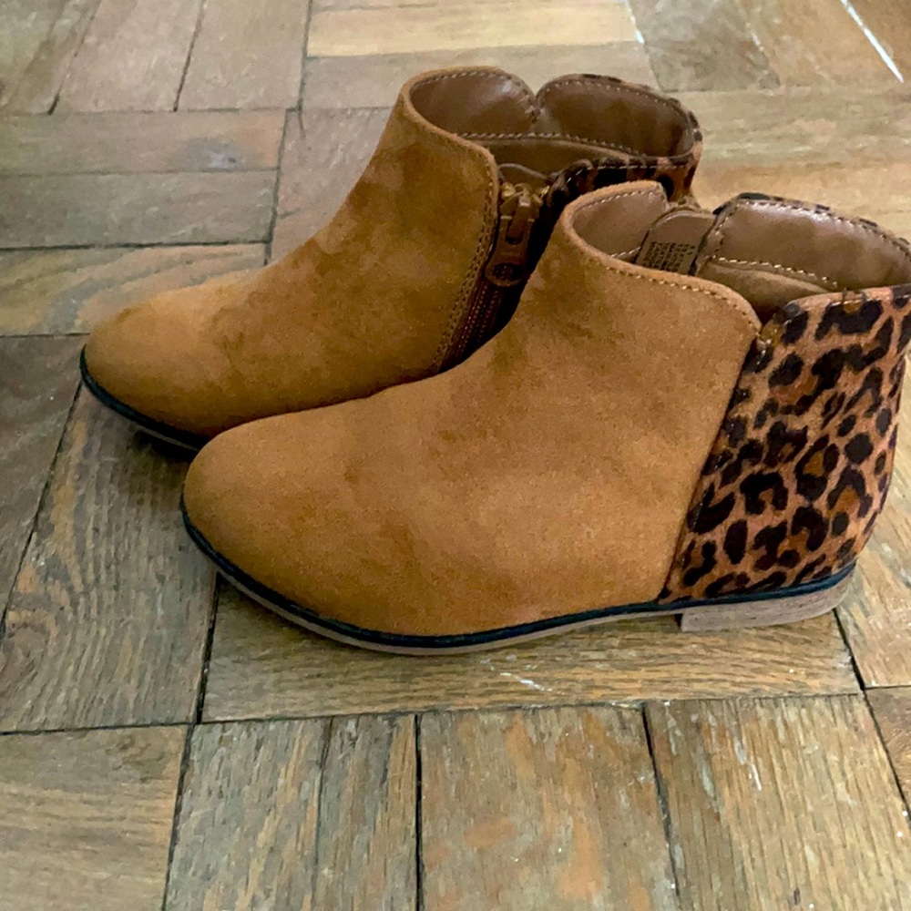 Faux suede boots girls 🤎🐆